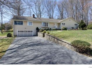 5 Fox Run, New Fairfield, CT 06812