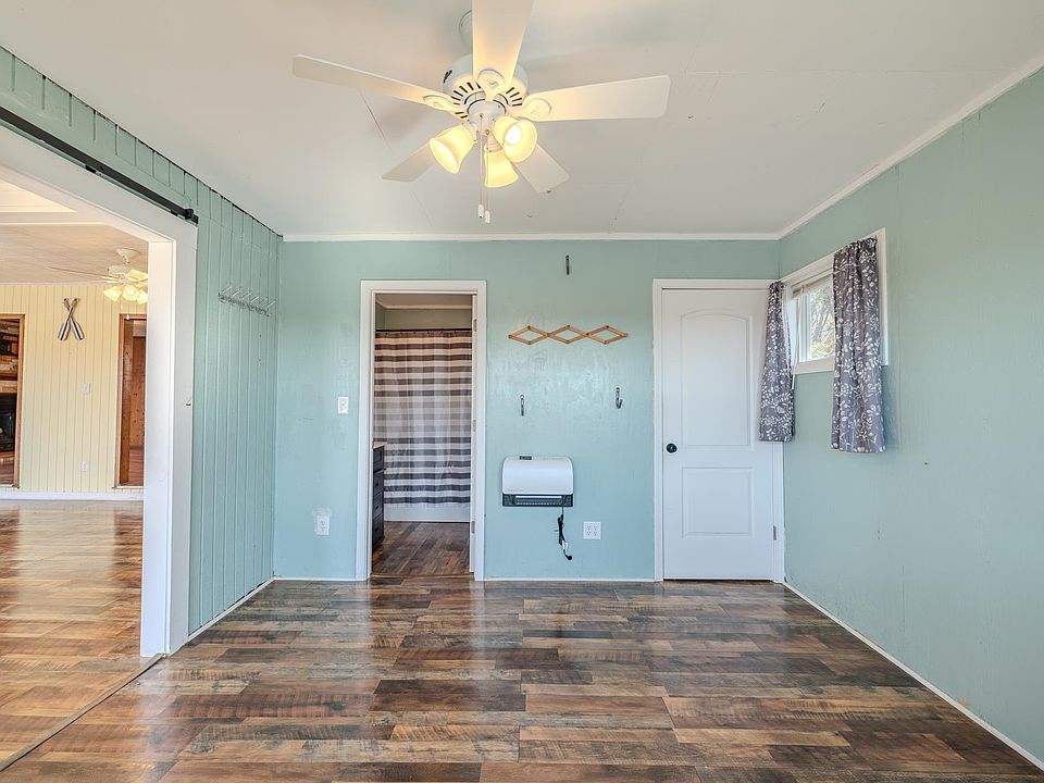 13th image of this home