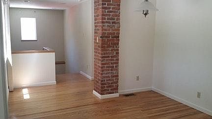 Front house (2000 sqft), Dining area