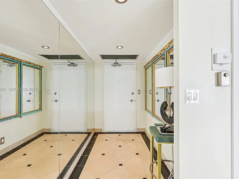 3550 Galt Ocean Dr #501 — Photo 35