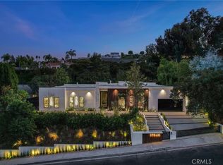 17040 Mooncrest Dr, Encino, CA 91436