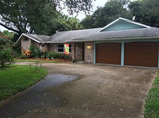 4004 Saxon Dr, New Smyrna Beach, FL 32169