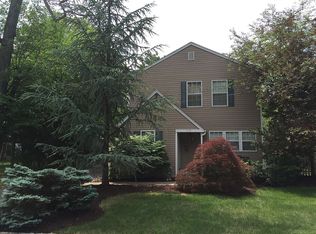 112 Hamburg Rd, Parsippany, NJ 07054