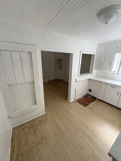 1st image of 4231 Scott Ave Unit 2