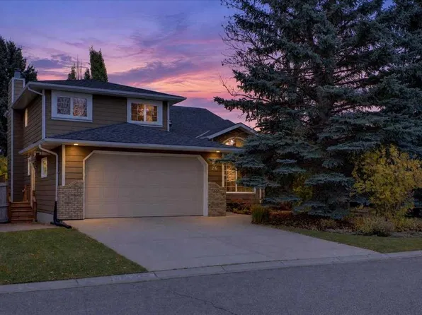 26 W Evergreen Ter SW, Calgary, AB T2Y 2V8