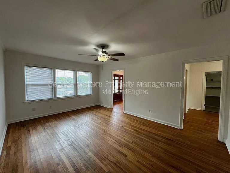 3543 Bayou Blvd — Photo 7