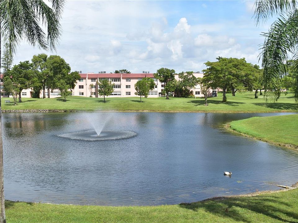 1st image of 9421 Sunrise Lakes Blvd APT 203