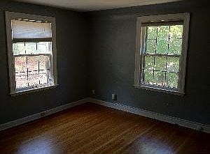 4th image of 584 Eastmoor Blvd