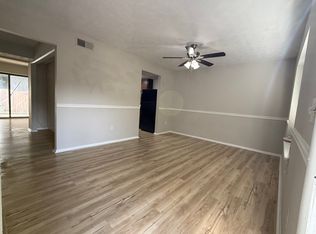 8829 Applegate Ln, Sandy Springs, GA 30350