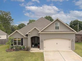 1524 Del Rey Ct, Benton, AR 72019