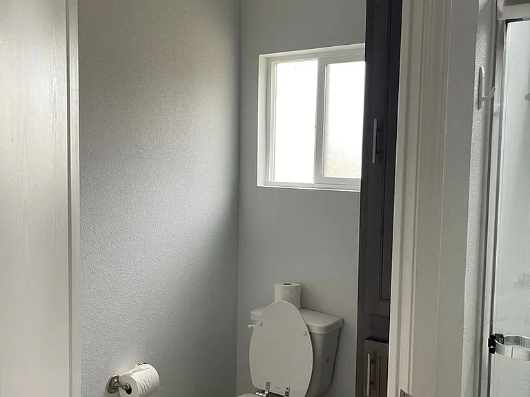 13676 Andover Dr — Photo 16