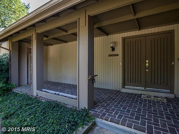 3rd image of 19504 Tiber Ct