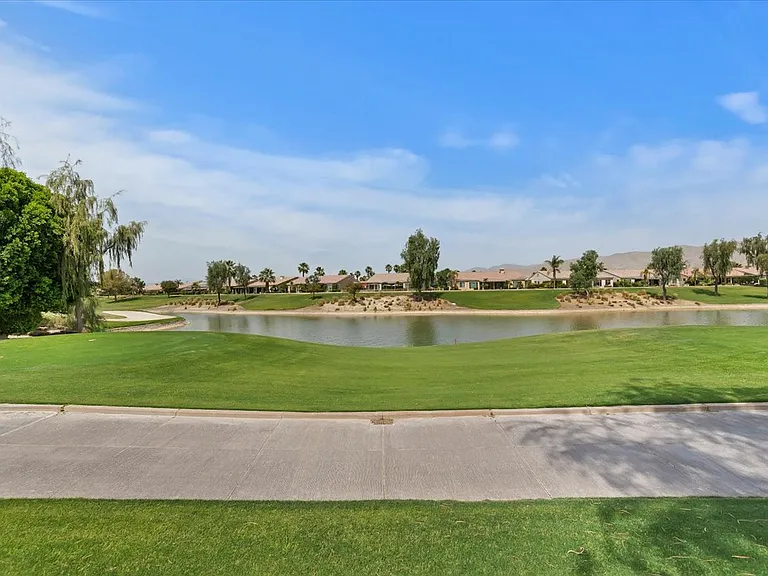 81916 Avenida Del Toro — Photo 44