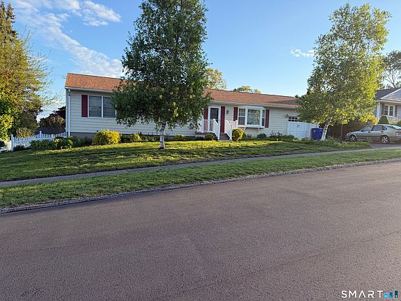 2nd image of 60 Delwood Road