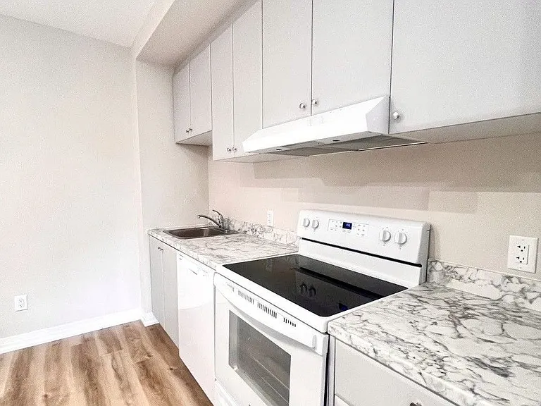 50 Herrick Ave #232 — Photo 2