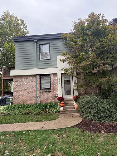 940 Gale Ln #129 Photo 1