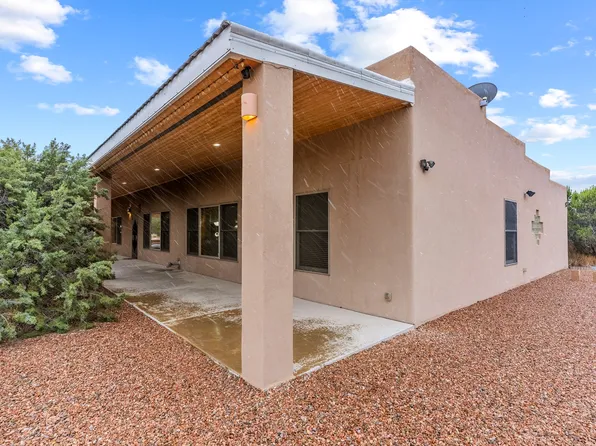 3 Cerrito De Baca Rd, Ojo Caliente, NM 87549