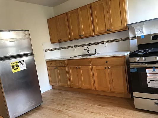 Rented by Access Unlimited Real Estate Inc | media 32