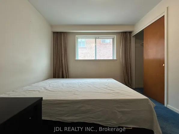 135 Estelle Ave #Aa, Toronto, ON M2N 5H6