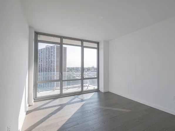 320 Adolphus Avenue image 18 of 162