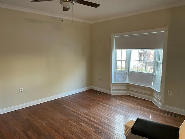 10045 Chestnut Wood Ln — Photo 11