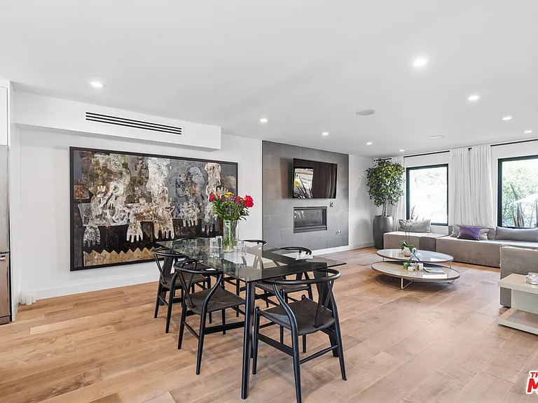 3207 Thatcher Ave — Photo 10