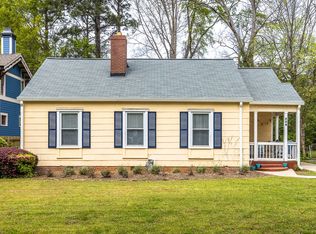 526 E Lake Dr, Decatur, GA 30030