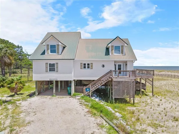 300 Audubon Pl, Dauphin Island, AL 36528