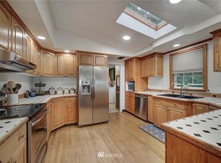 20897 Jefferson Beach Rd NE, Kingston, WA 98346