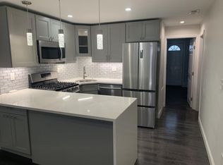 166 Gove St APT 2, Boston, MA 02128