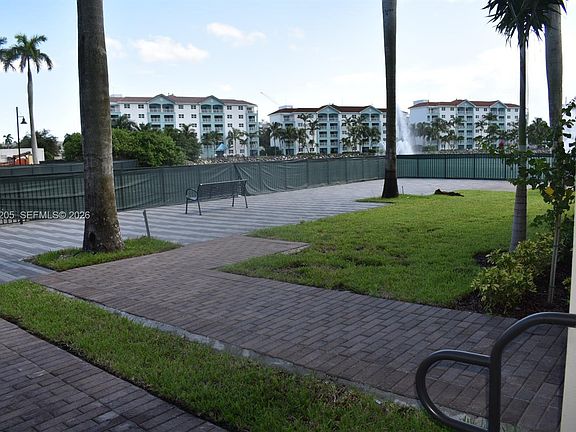 5th image of 4640 SW 84th Ave #16
