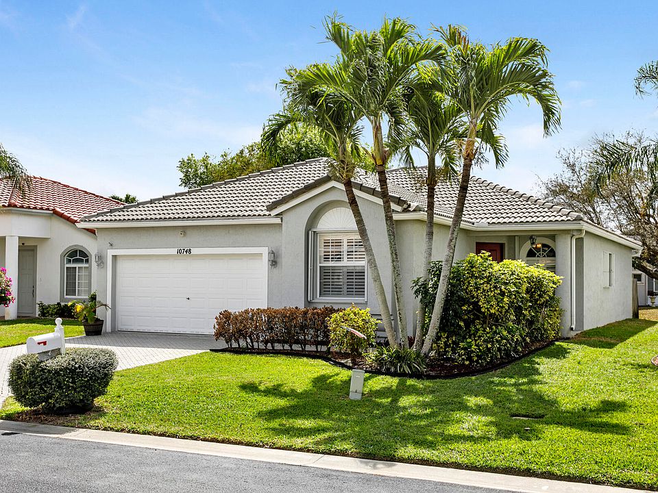 1st image of 10748 Hidden Bend Way