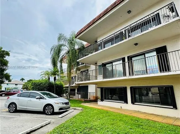 4730 SW 62nd Way APT 104, Fort Lauderdale, FL 33314