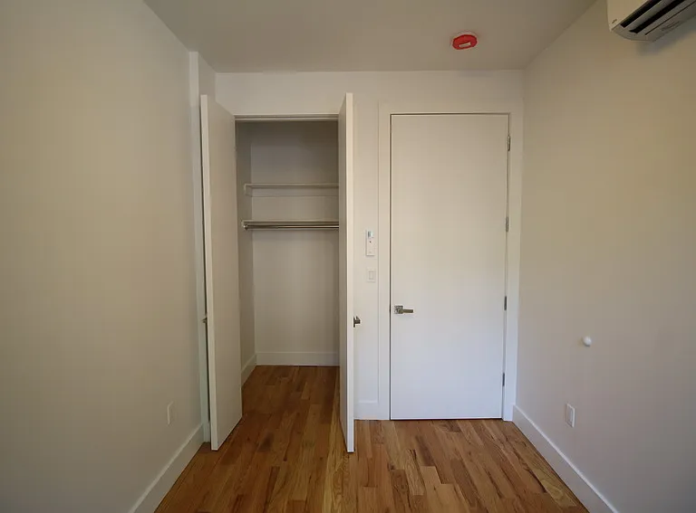 726 Monroe St #1F — Photo 9