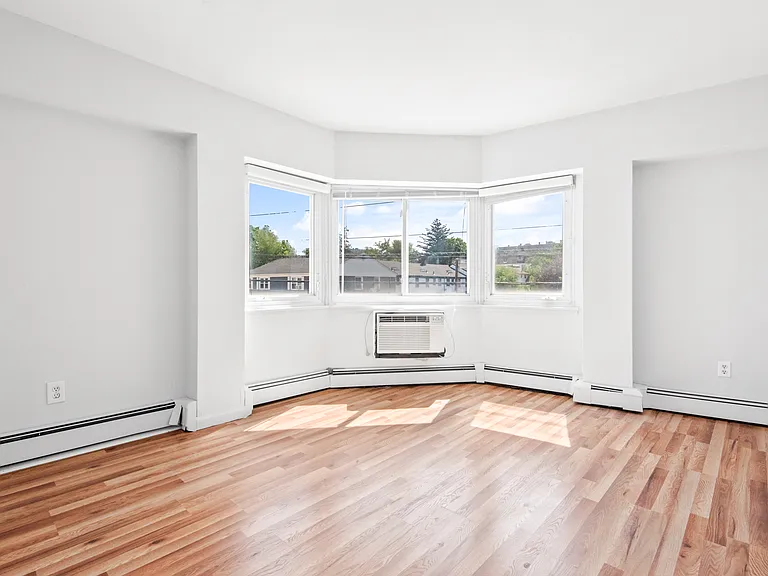 333 Grand Ave #3Q — Photo 9