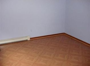 47 Tripp Rd, Woodstock, CT 06281