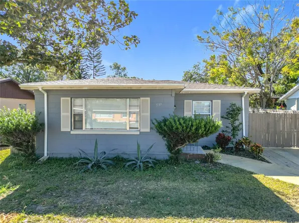 537 E Desoto St, Clermont, FL 34711