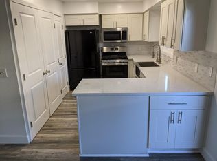 19851 Coventry Ln, Huntington Beach, CA 92646