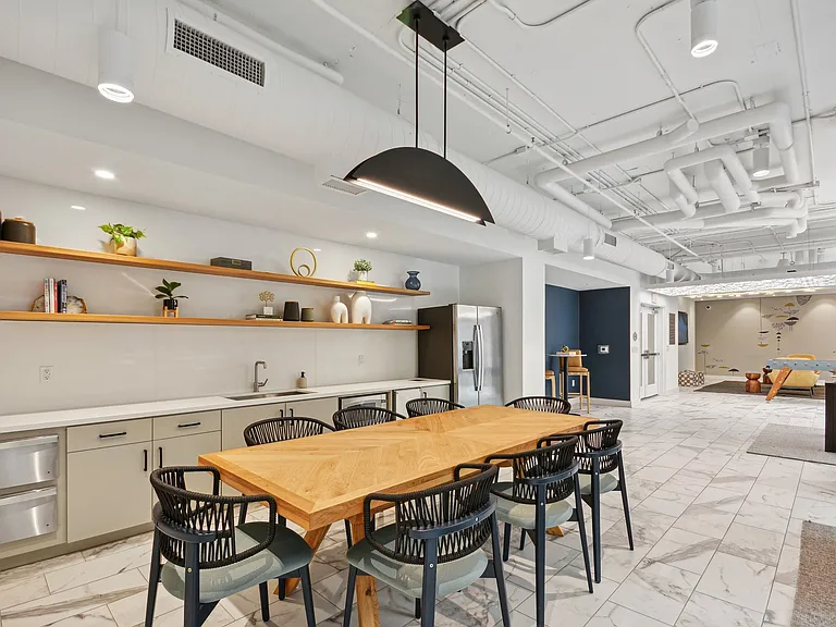 Link Apartments Calyx — Photo 17