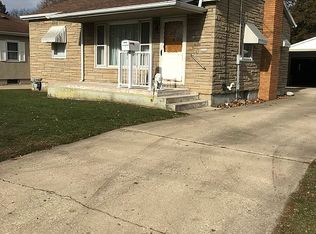 2315 11th St, Peru, IL 61354
