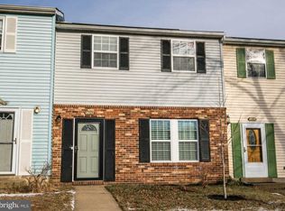 18052 Olde Port Ln, Triangle, VA 22172