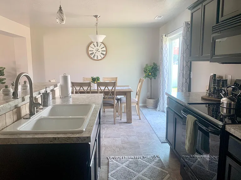 10344 W Wyatt Earp Dr — Photo 15