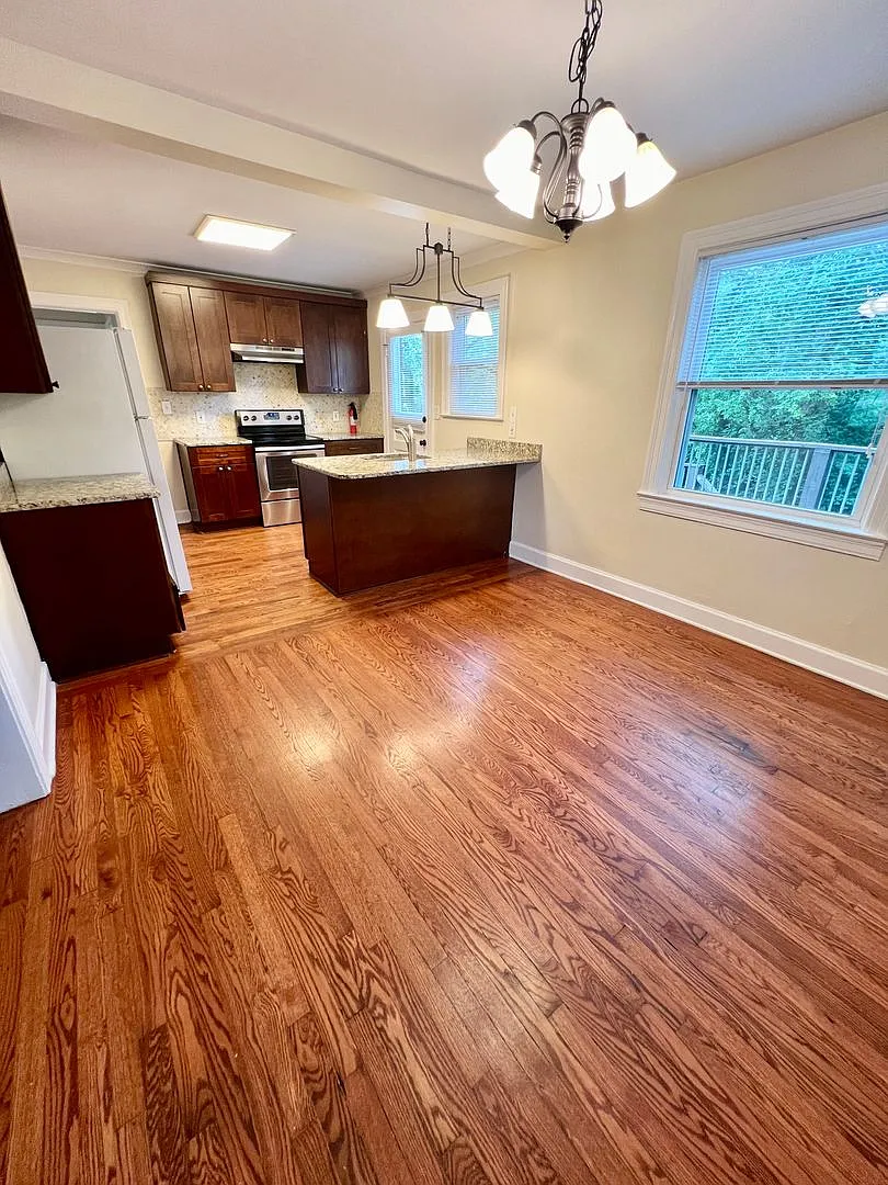 East Nashville 3 Bedroom 2 Bath House $2100/ mo — Photo 4
