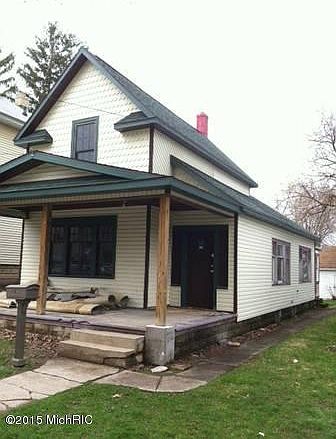 1st image of 1319 Maude Ave NE
