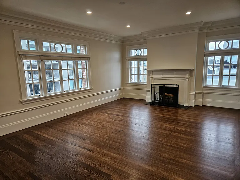 Franklin Street Apartments — Photo 8