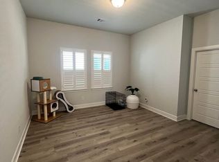 9208 Crockett Dr, Rowlett, TX 75089