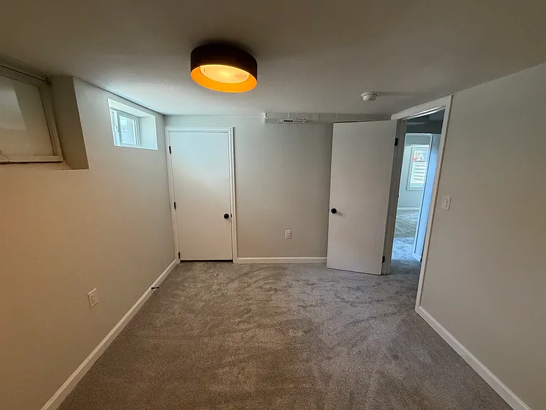 4685 S Washington St — Photo 17