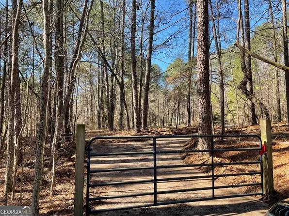 3806 Jamaica Dr, Jonesboro, GA 30236