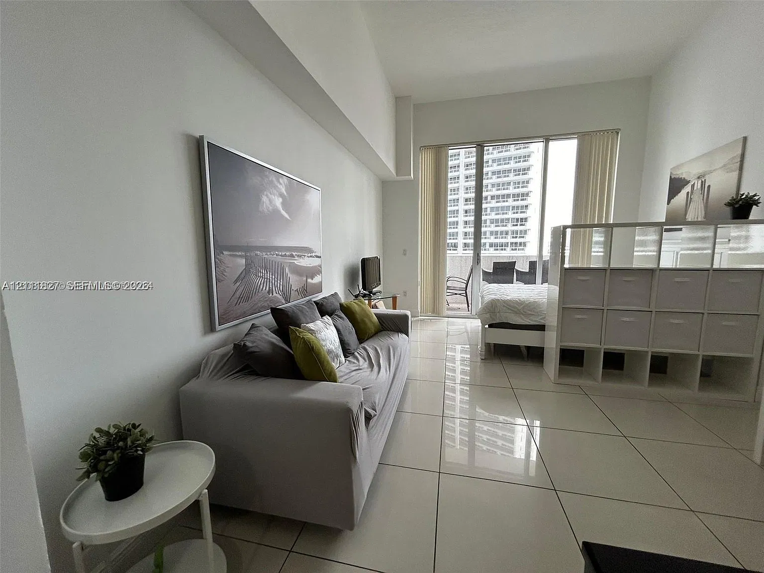 Opera Tower Condo — Photo 3