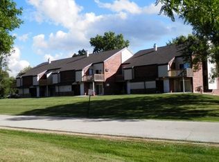 209 Royal Ct APT 6, Appleton, WI 54915